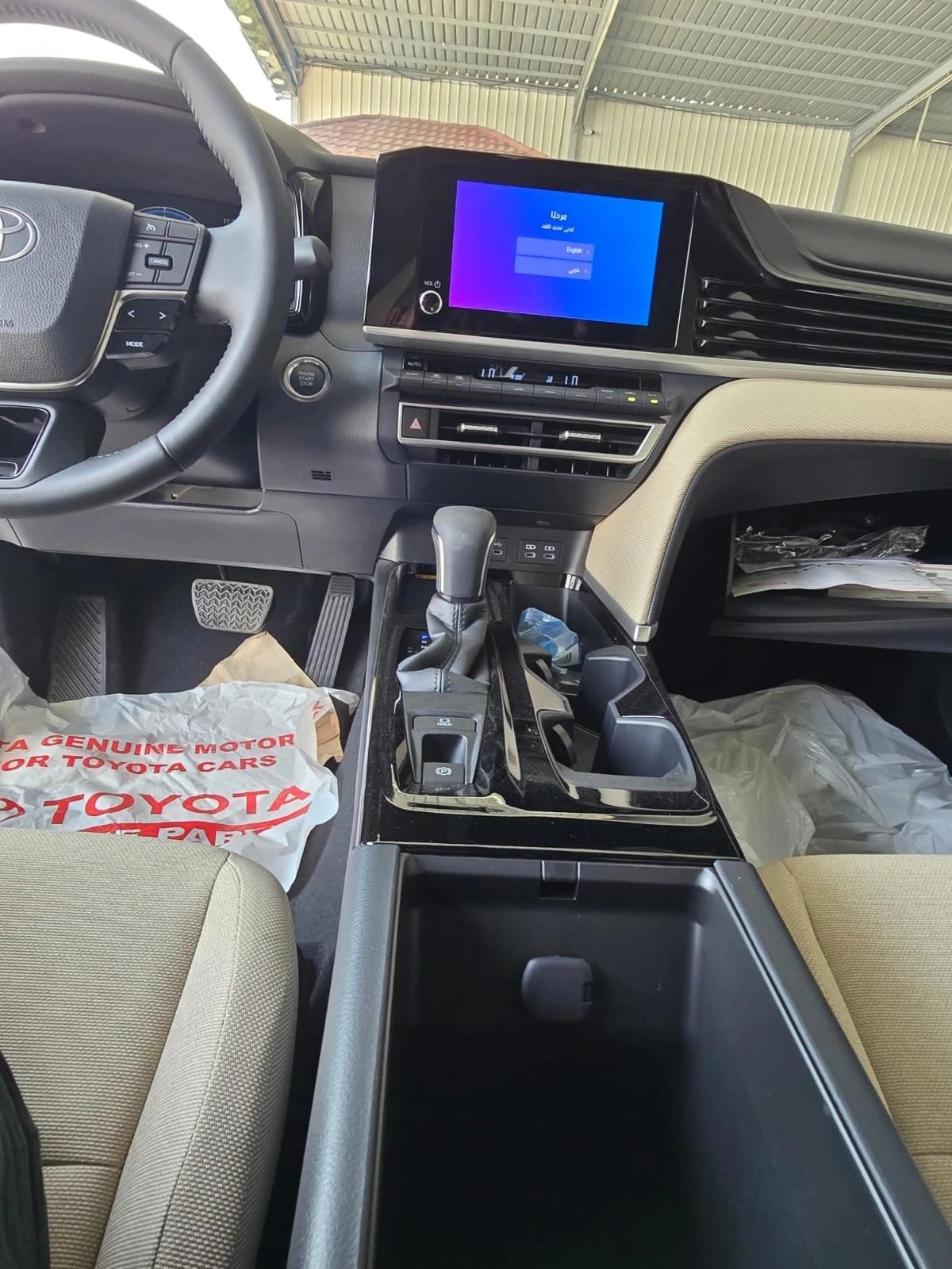 interior frontLeft