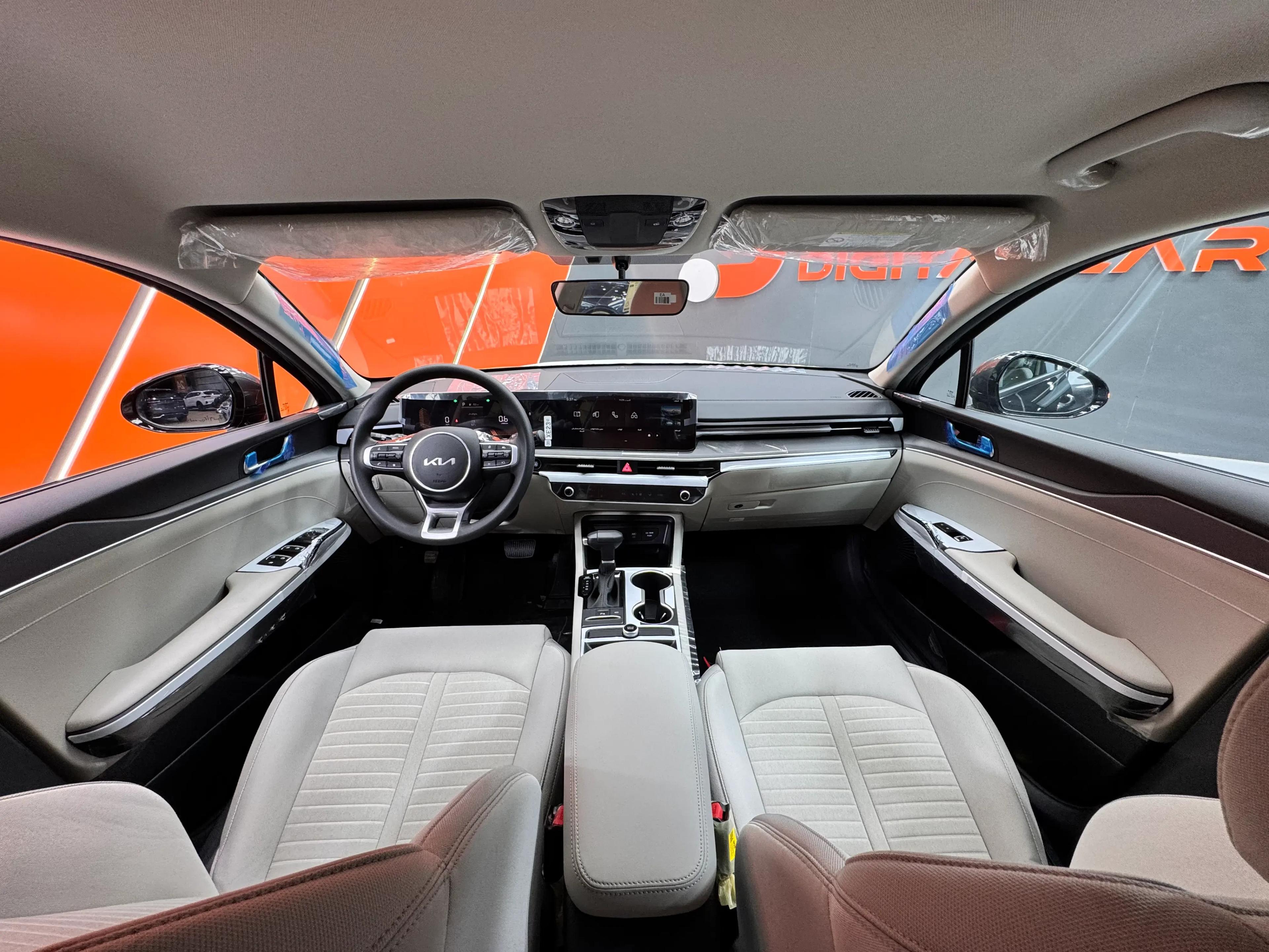 interior frontRight