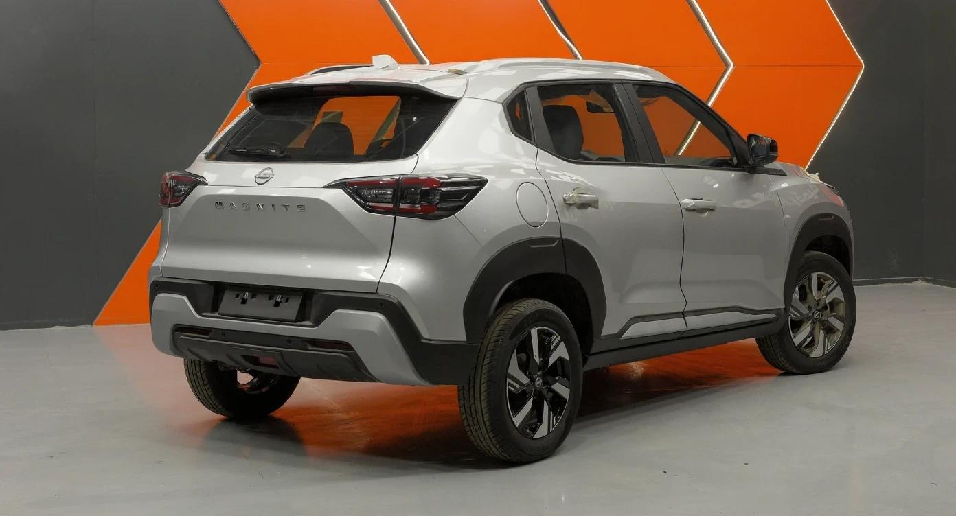 exterior rearLeft